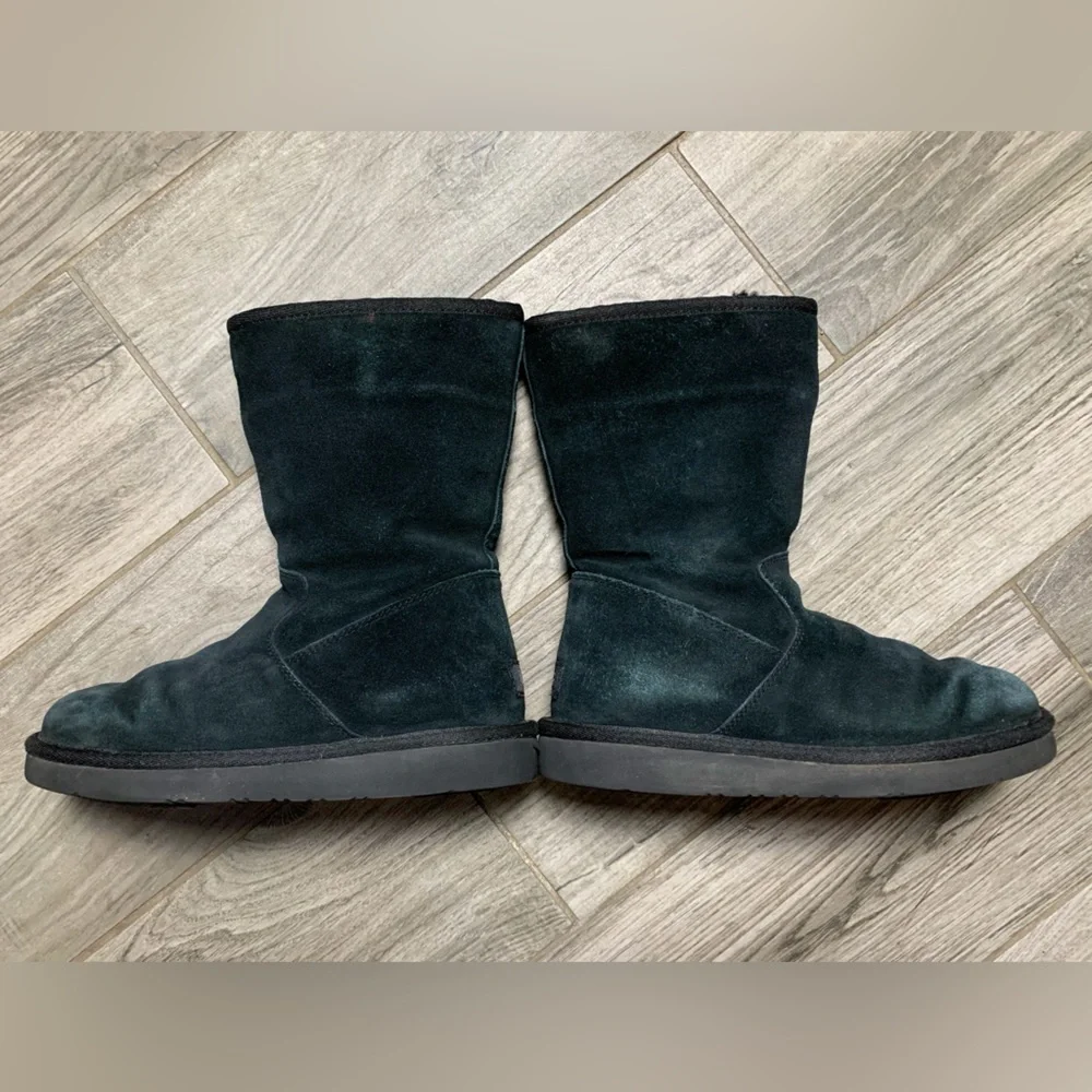 UGG Classic Short‎ Black Suede Side Zipper Winter Boots 1118957 Womens 5